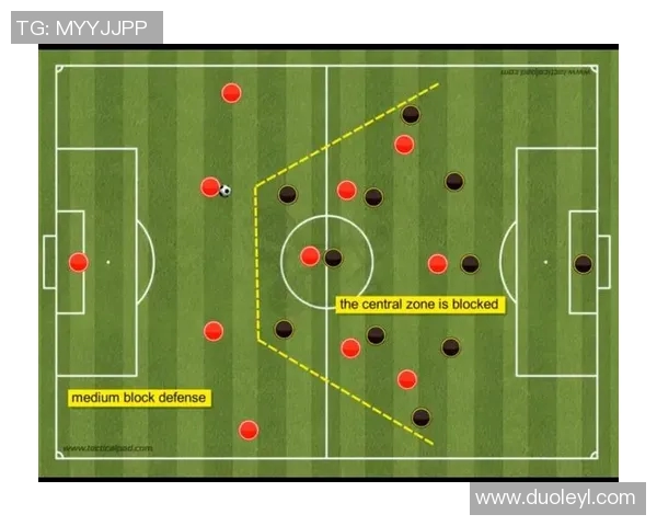波斯光荣与西部联阵容对比分析揭示球队实力与战术特点